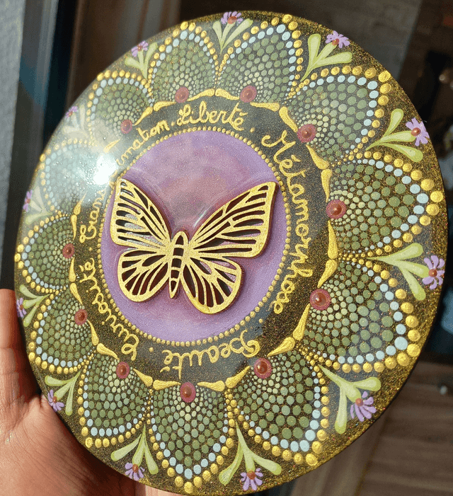 Mandala 18 cm papillon
